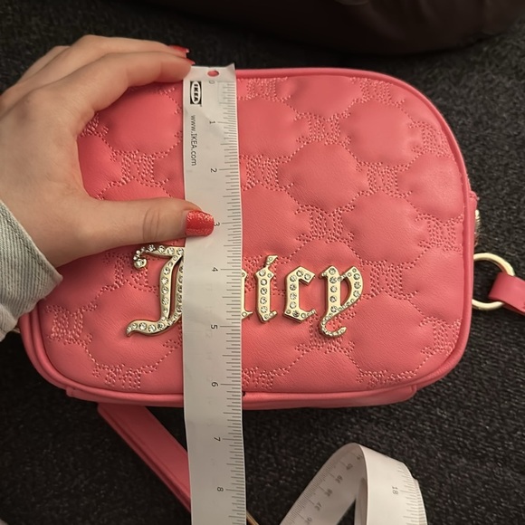 Juicy Couture Taking the always Camera Crossbody Bag Pink Lemonade - Picture 15 of 16